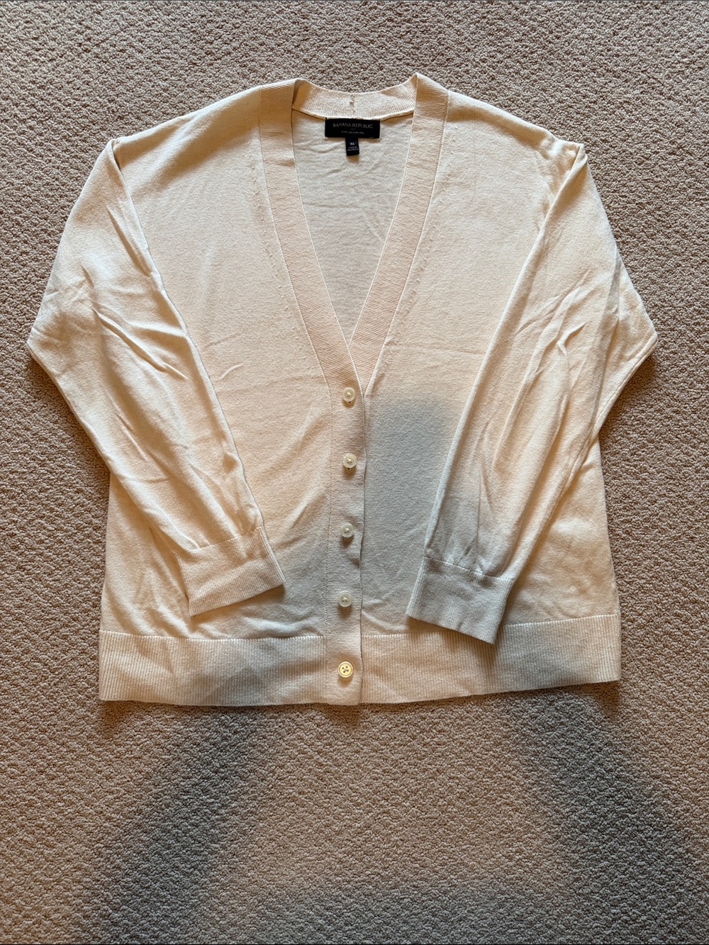 Banana Republic Forever Sweater Cream V-Neck Button Cardigan